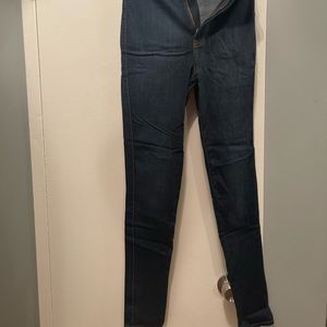 Fasion nova stretchy jeans